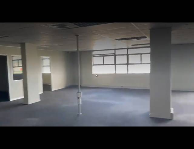 337M² OFFICE TO LET IN RIVERHORSE VALLEY